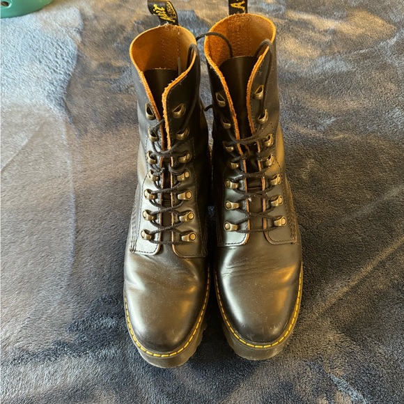 Doc Marten Lenora size 11. Great boot, to big for me. Minor scuff on left toe - Picture 2 of 4